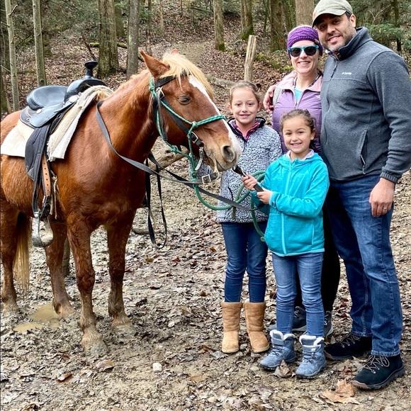 Meet your Posher, Kristin - Picture 6 of 8